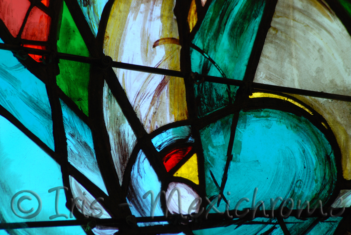 photo de vitrail, Notre-Dame-du-Ch&acirc;teau, Sisteron