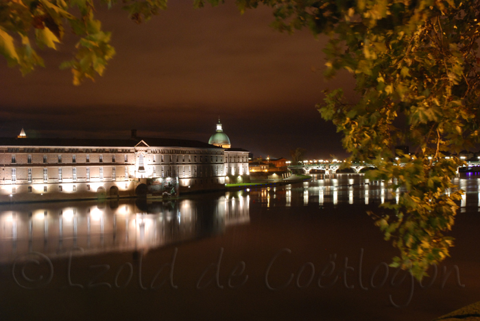 photo de l'h&ocirc;tel Dieu et  du d&ocirc;me de la Grave, Toulouse