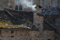 photo de Najac,  toit et cheminée